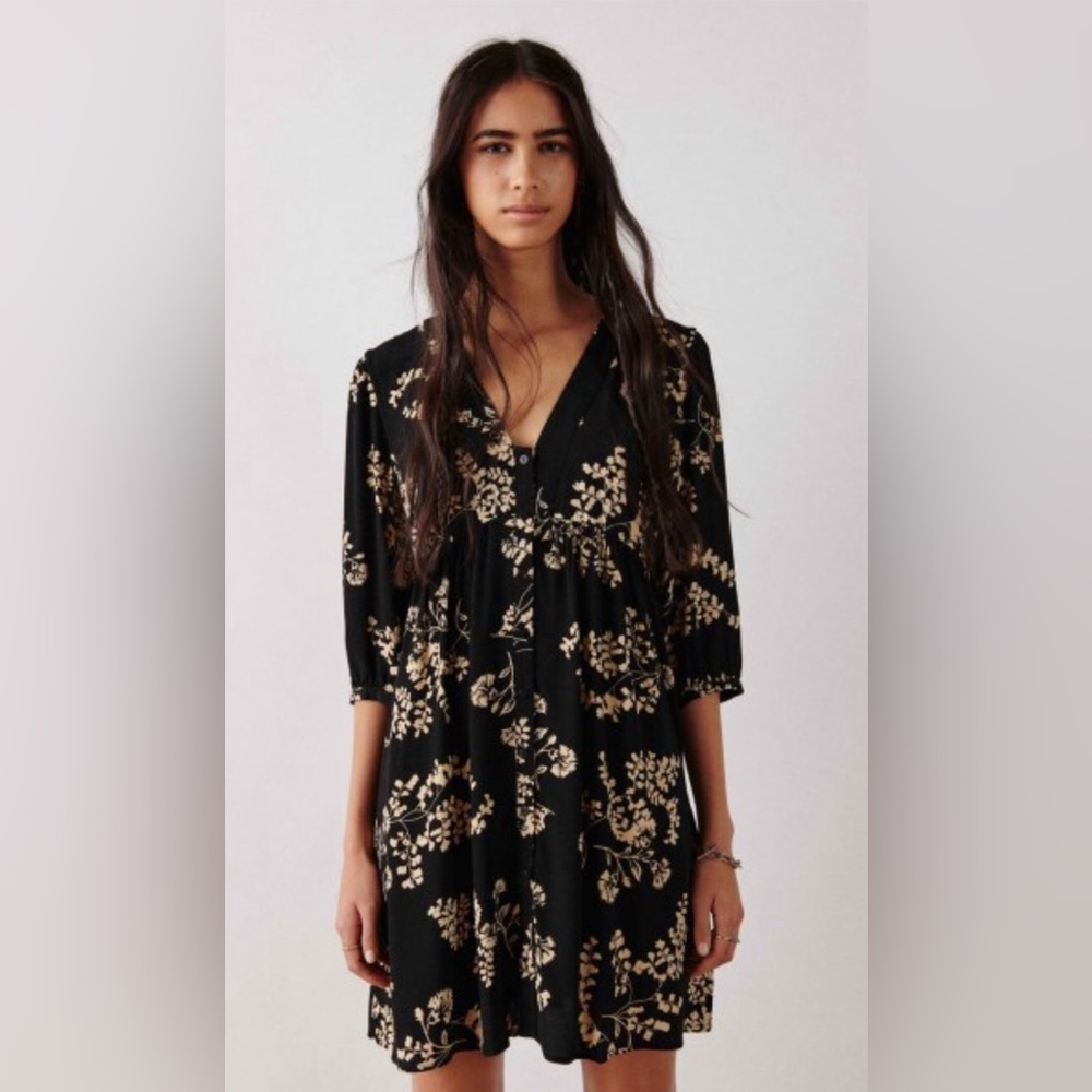 Ba&sh floral Suzy Dress, Size 8 (3 euro)